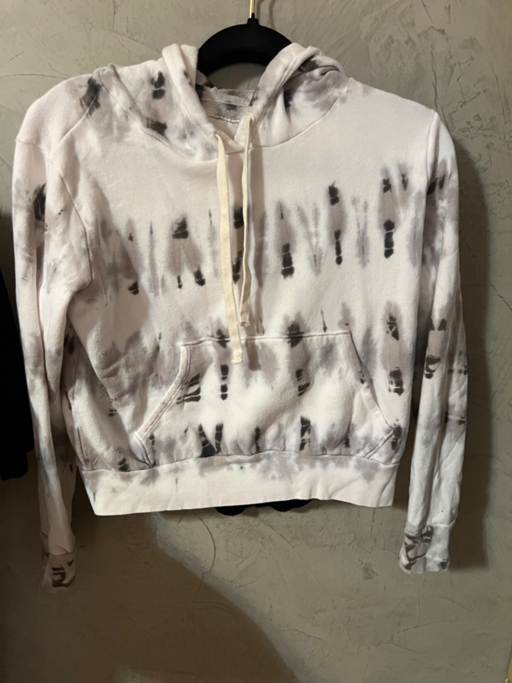 Women’s White Tie-Dye Hoodie Sweater